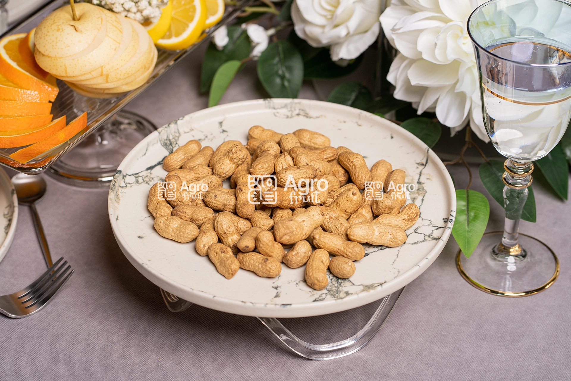 Peanuts in Shell