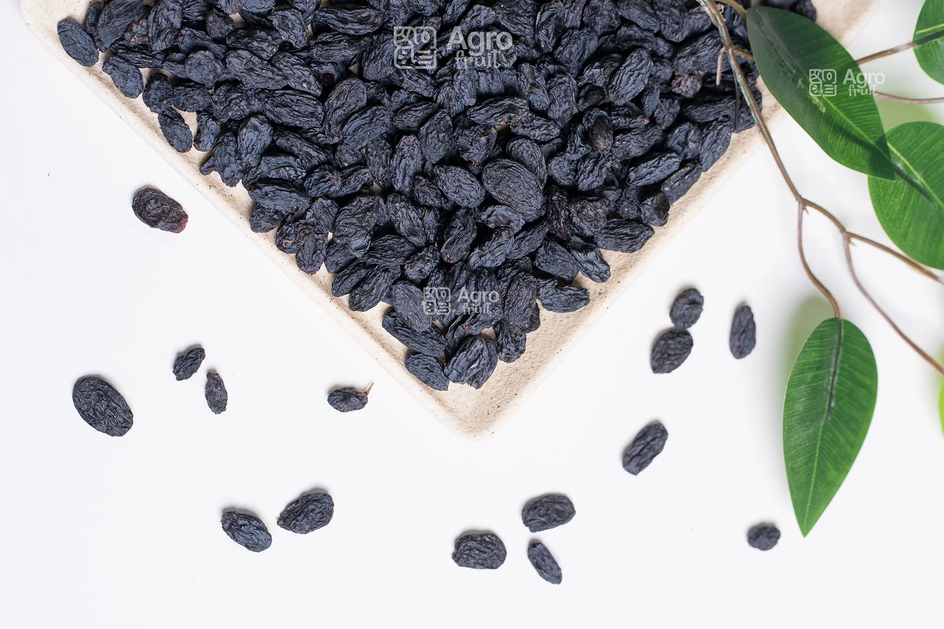 Black Raisins